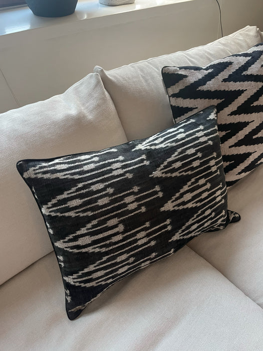 LAVLIA HOME silkkisamettinen tyyny, 40X60