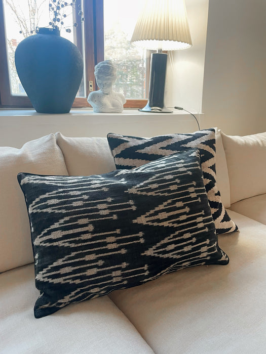 LAVLIA HOME silkkisamettinen tyyny, 40X60