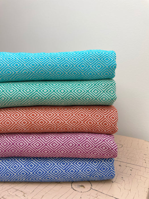 Uutuus! HAMAM-PYYHEPAKETTI, Similan, 5 eri väriä